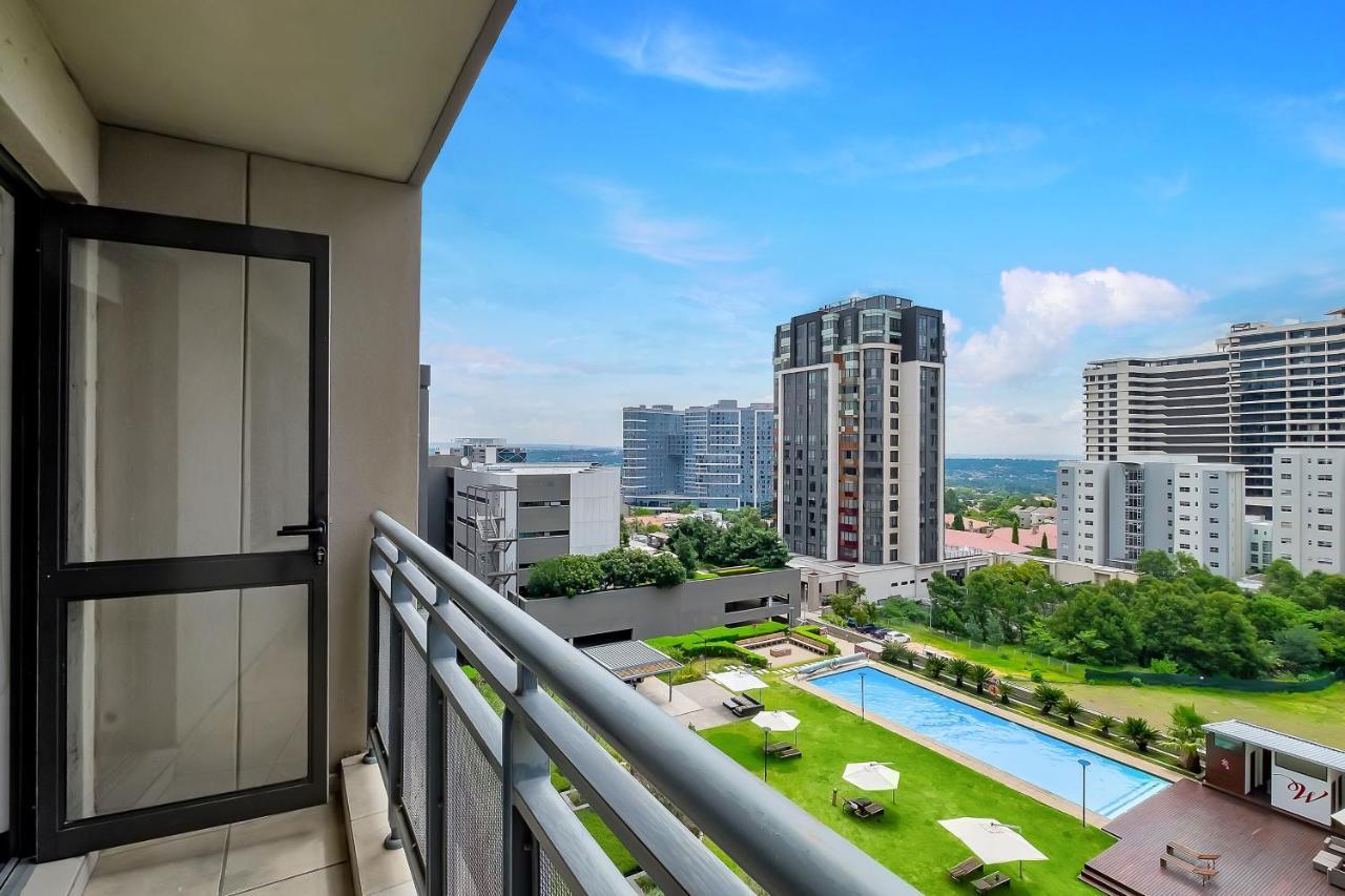 2 Bedroom 2 Bath Luxury - Sandton Cbd Johannesburg Exterior photo